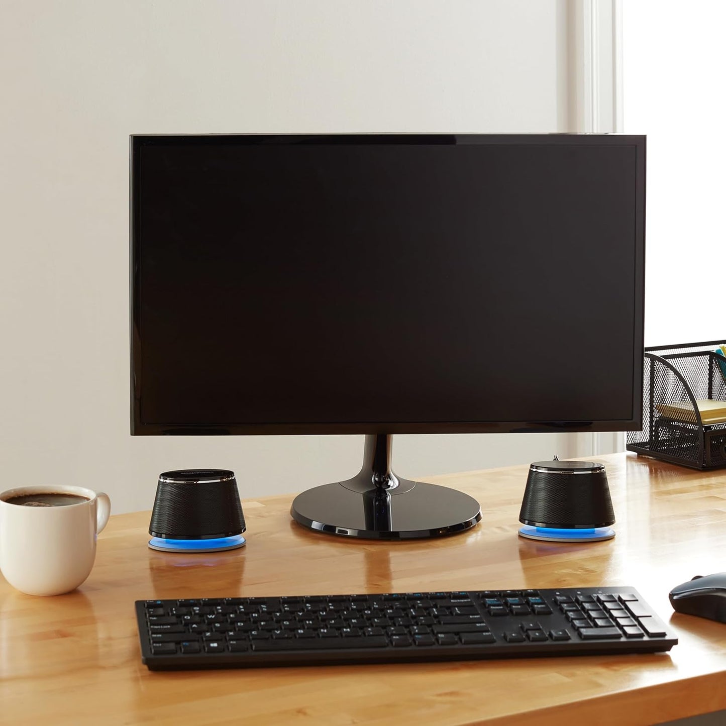 Amazon Basics - 2 speakers with plug-and-play USB port for computer or laptop (OPEN BOX)